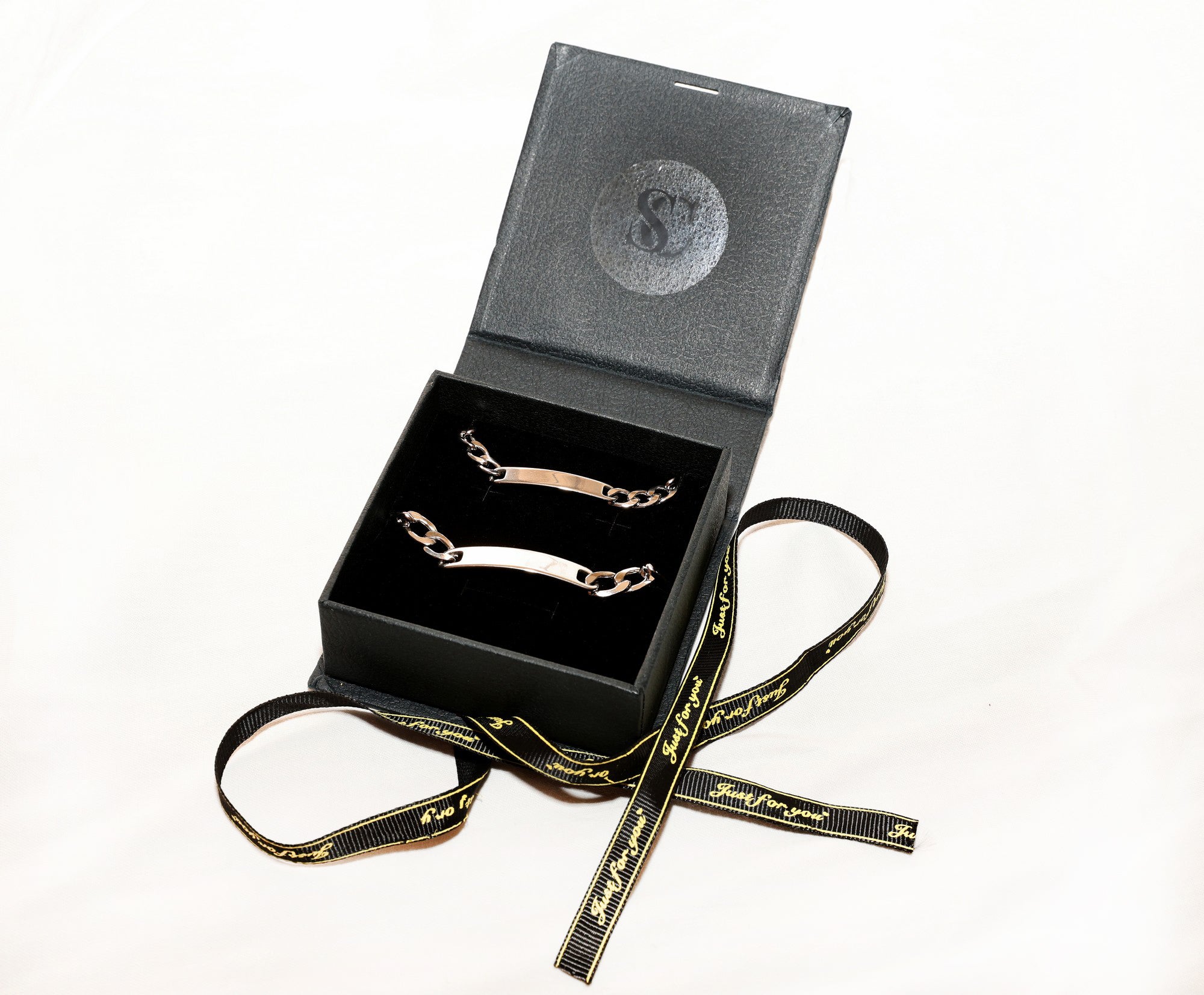 SoulChain Set – Две гривни, една история